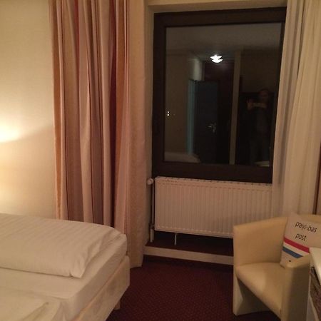 Hotel Waldkur Леер Экстерьер фото