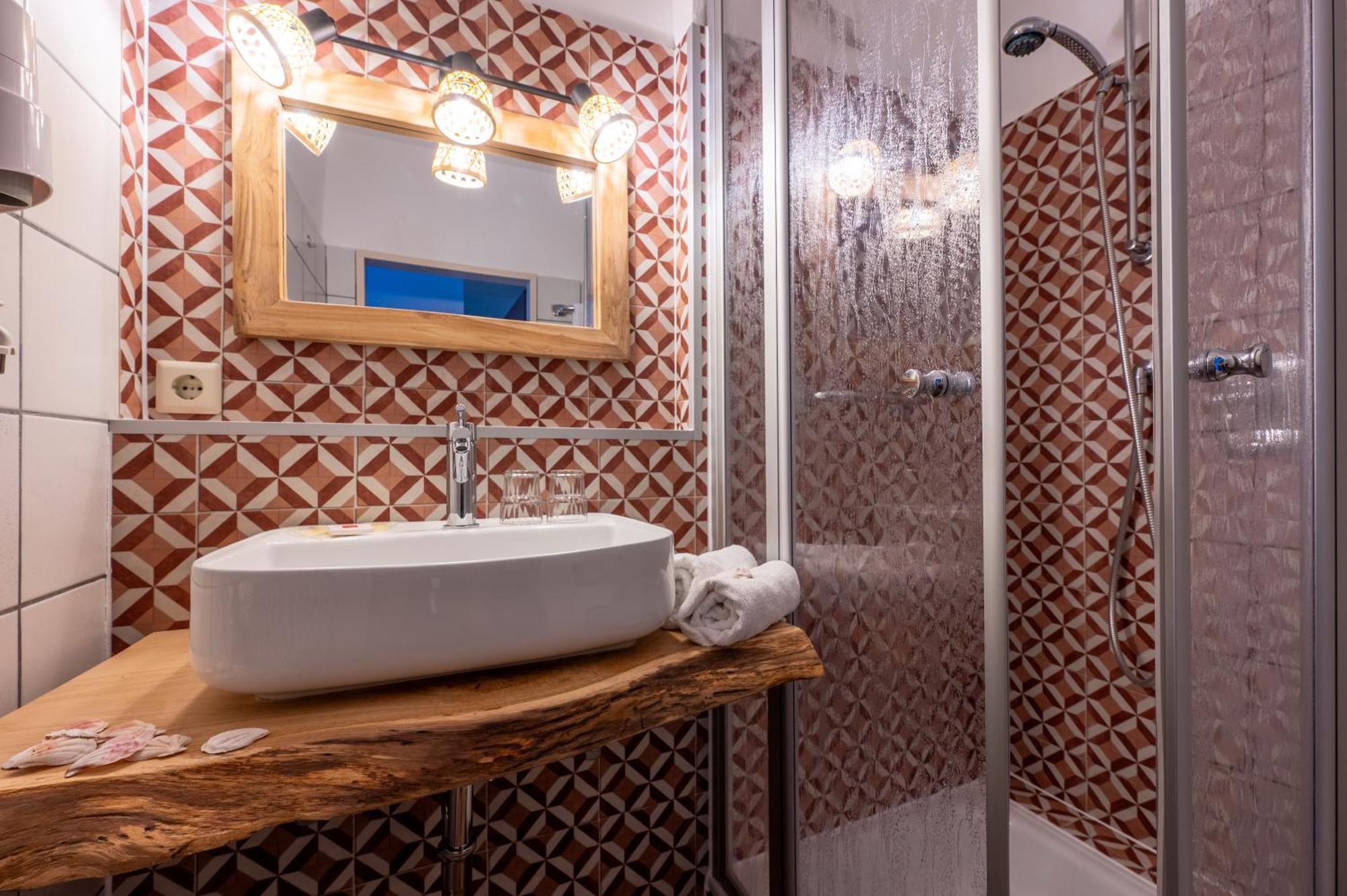 Hotel Waldkur Леер Экстерьер фото