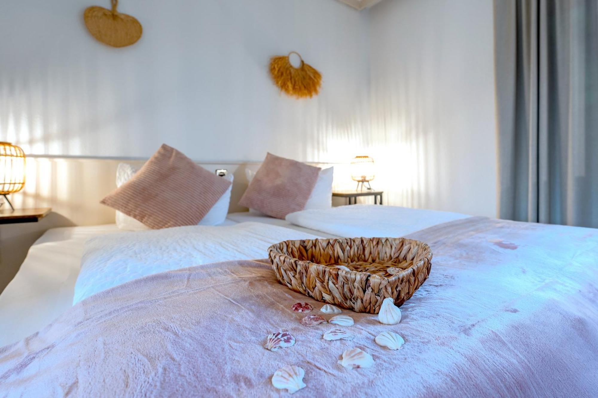 Hotel Waldkur Леер Экстерьер фото